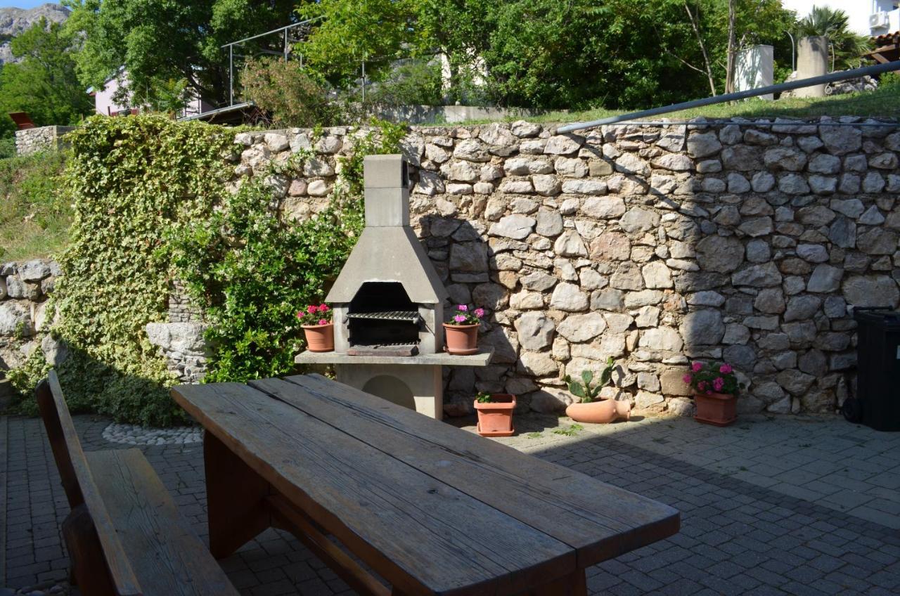 Apartments Leticia I Baška Kültér fotó