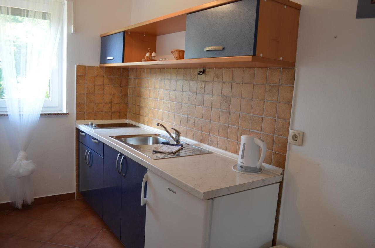 Apartments Leticia I Baška Kültér fotó