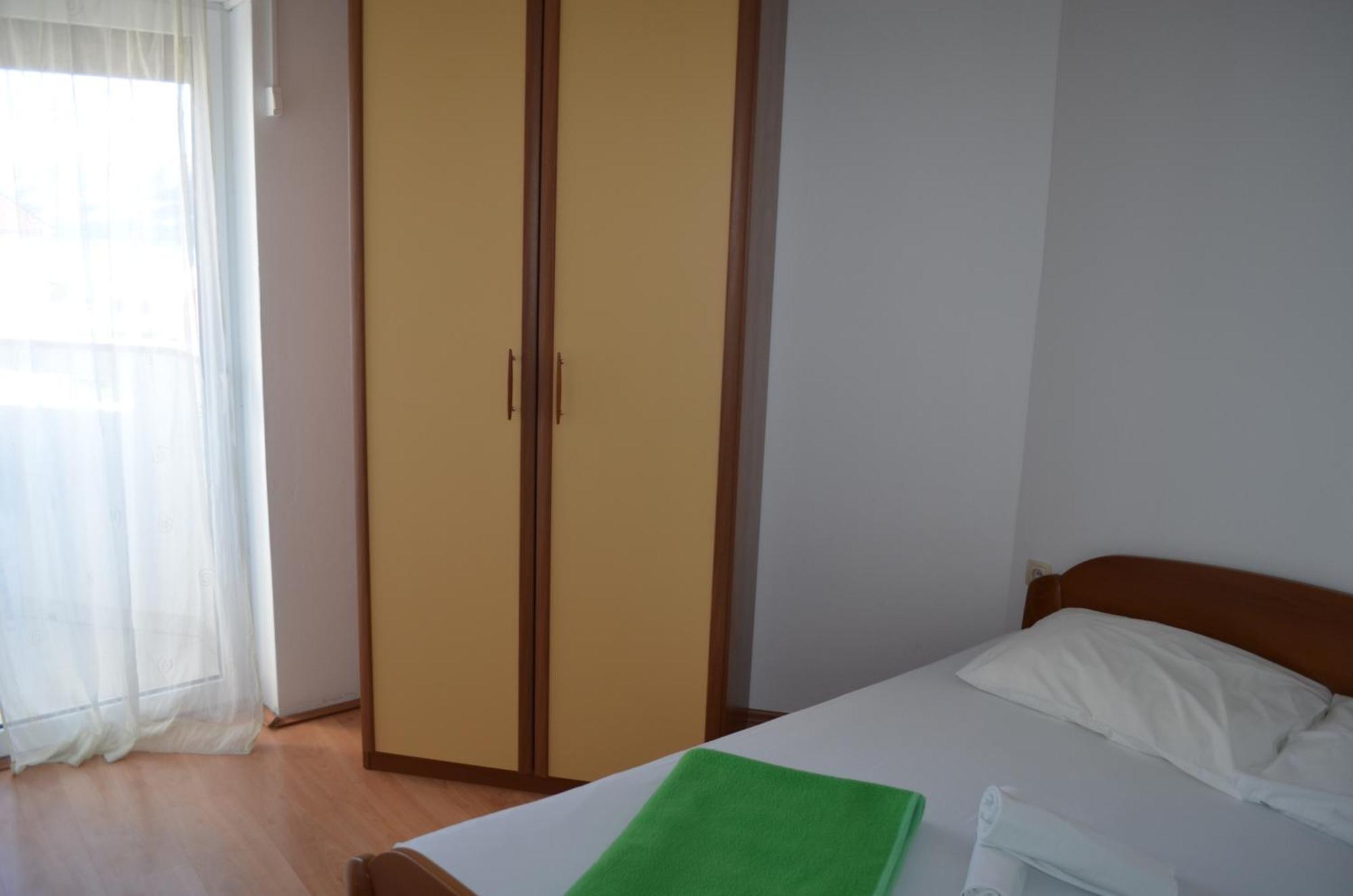 Apartments Leticia I Baška Kültér fotó