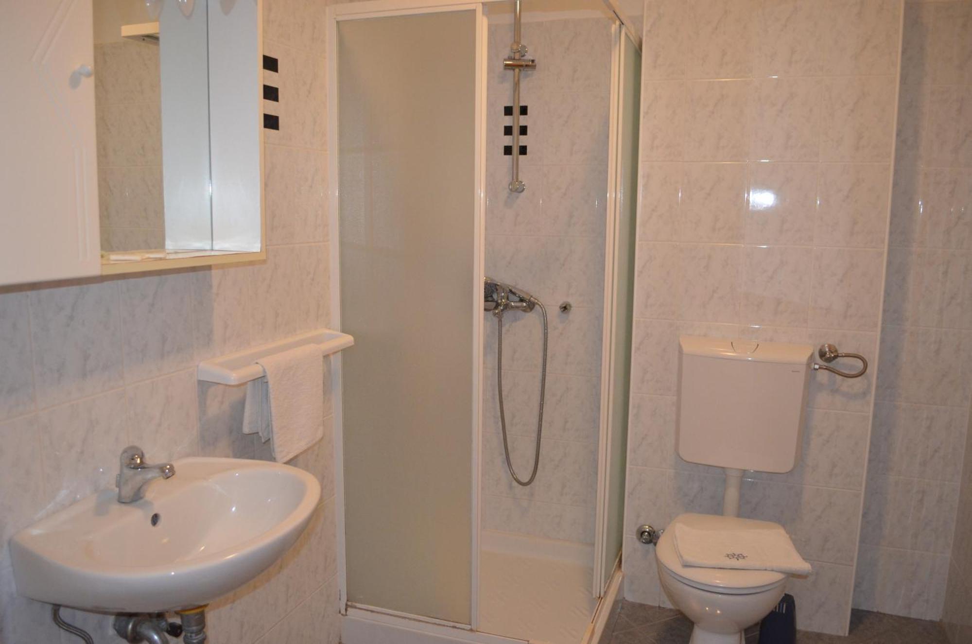 Apartments Leticia I Baška Kültér fotó